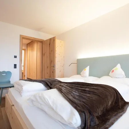 Guest house Oertlerhof Tirolo